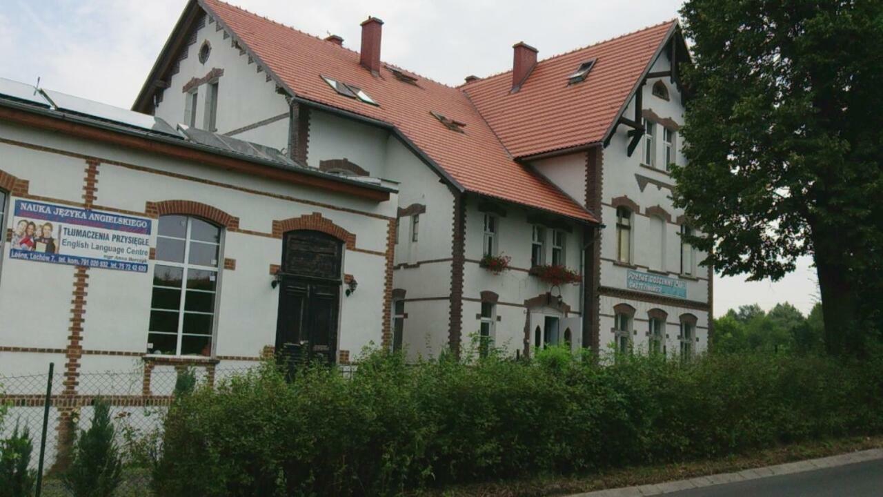 Апартаменти Dom Pod Orlimi Skalami - Blisko Zamku Czocha Лєшна Екстер'єр фото